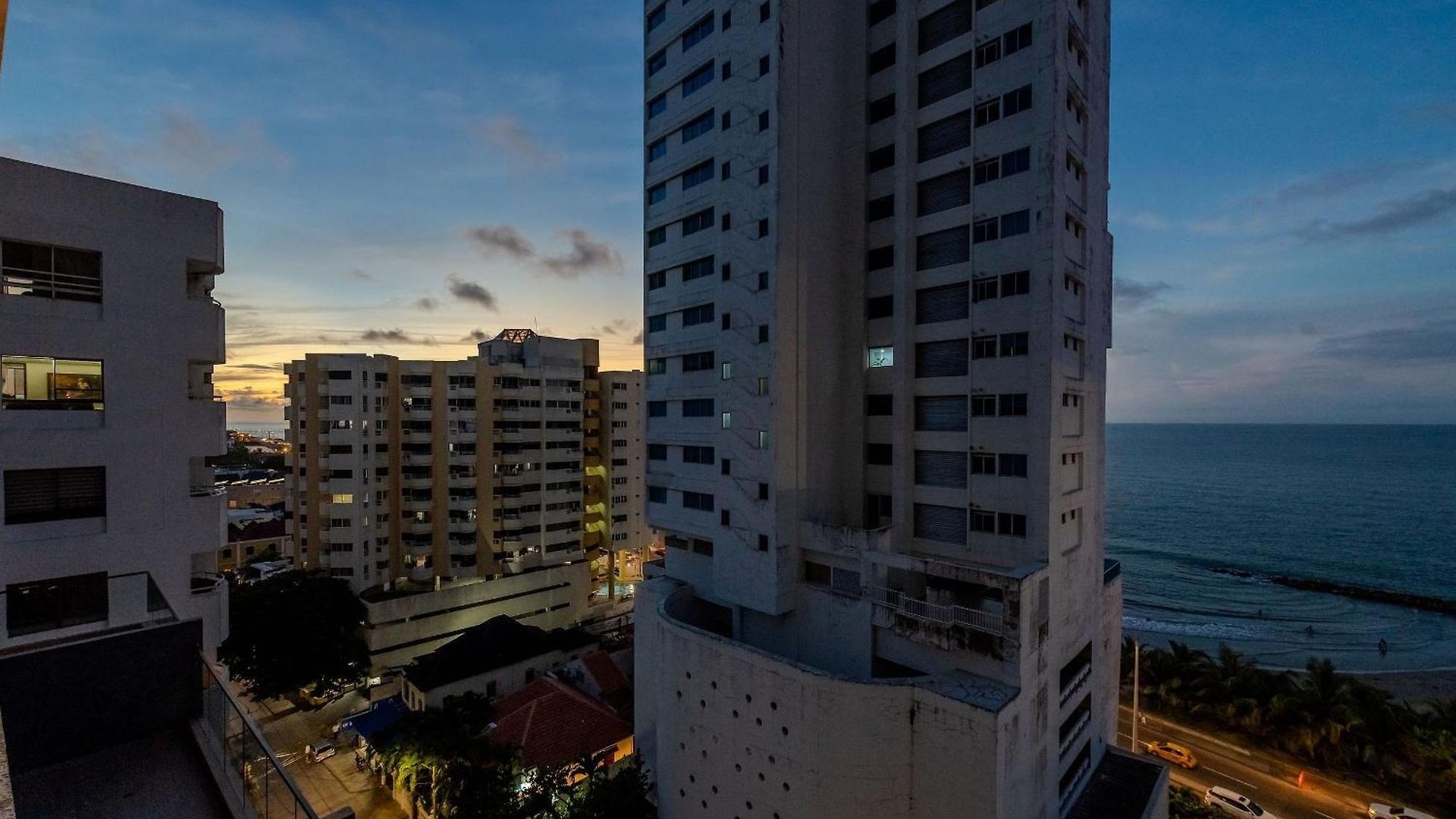 Apartamento Murano Centro/nuevo, Moderno/vista Al Mar /piscina *